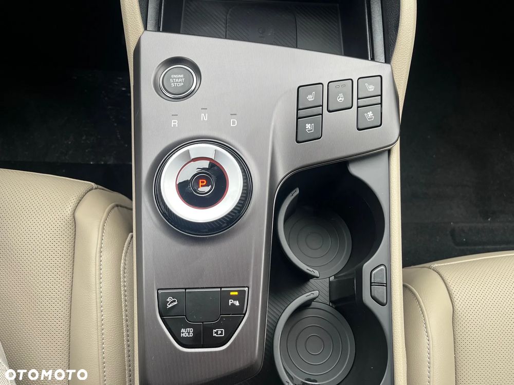 Kia Sportage 1.6 T-GDI HEV Business Line 2WD - 26