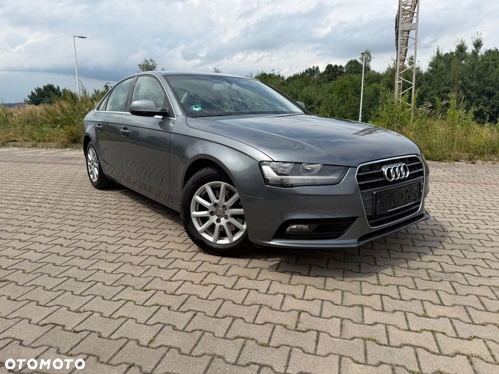 Audi A4 Limousine 2.0 TDI DPF multitronic Attraction - 3