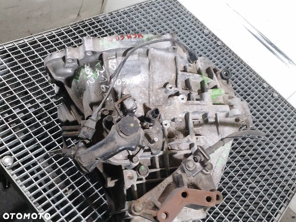 SKRZYNIA BIEGÓW MANUALNA HYUNDAI I20 I WCM60A 1.4 16V - 4