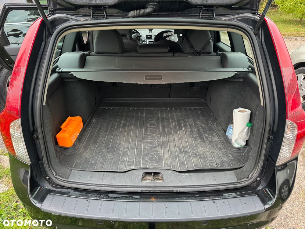 Volvo V50 DPF D2 Momentum - 23