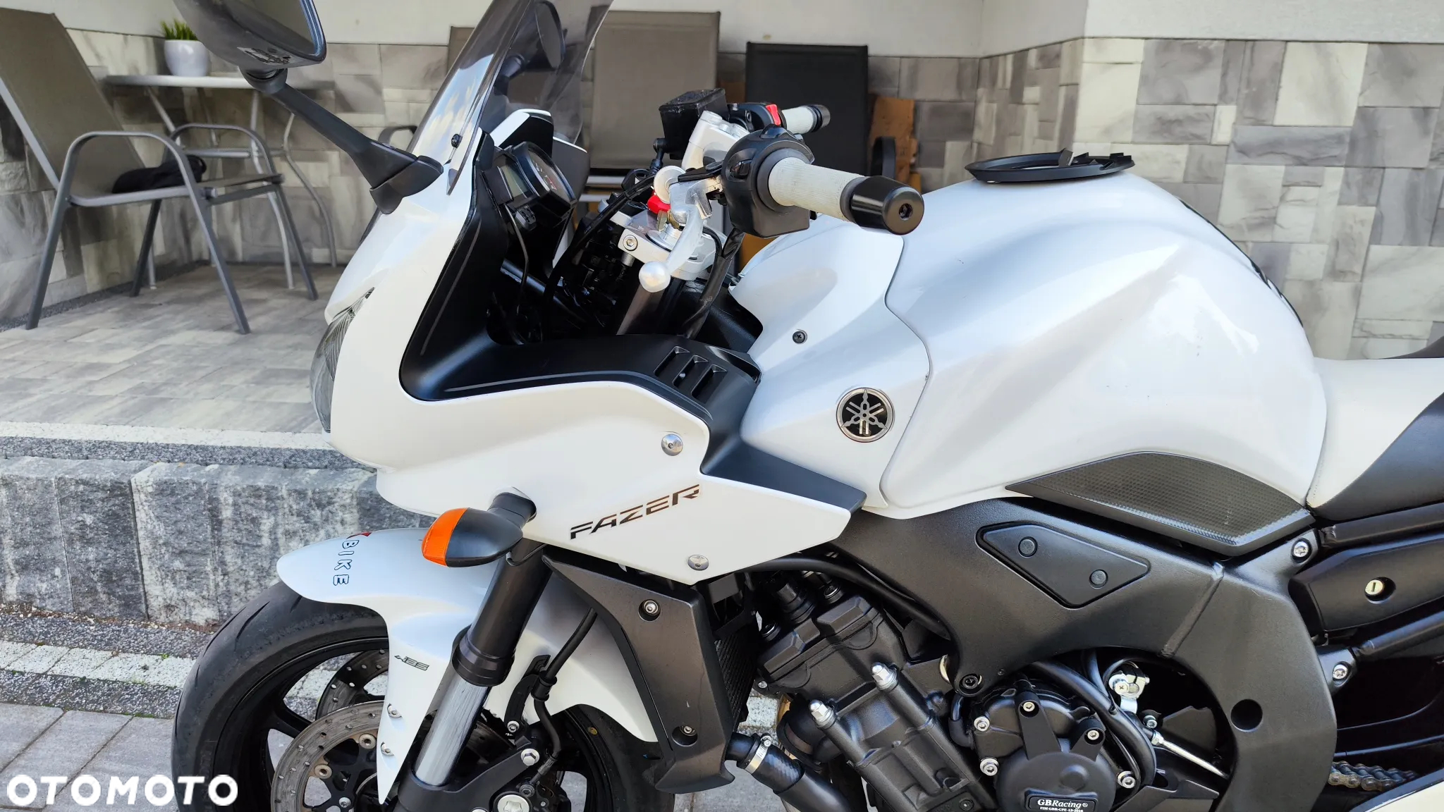 Yamaha FZS - 32