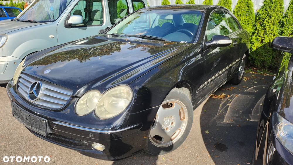 Mercedes-Benz CLK - 25