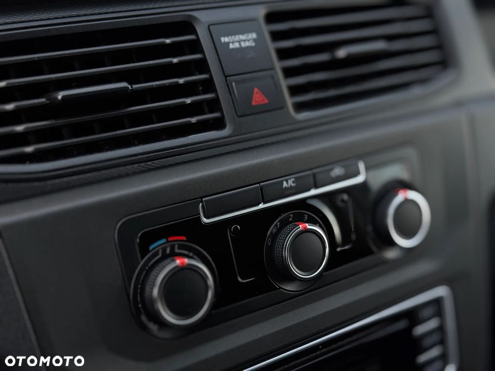 Volkswagen CADDY - 25
