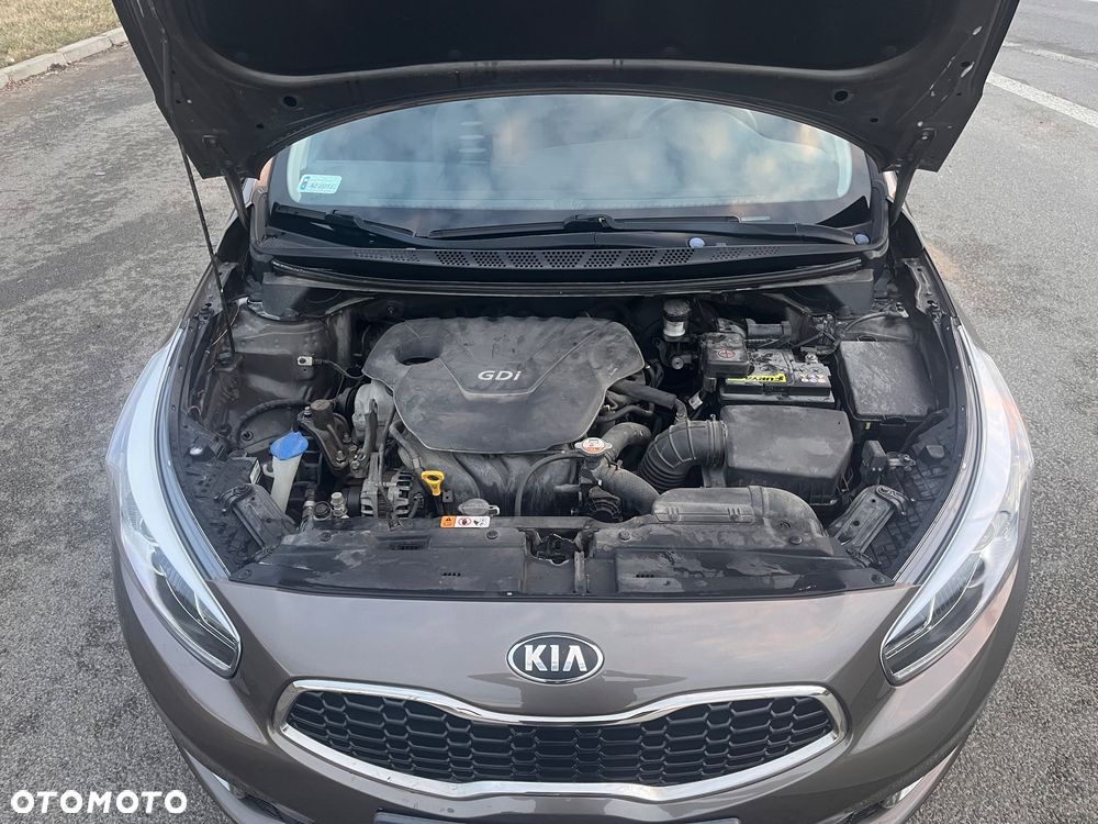 Kia Ceed 1.6 GDI L - 32