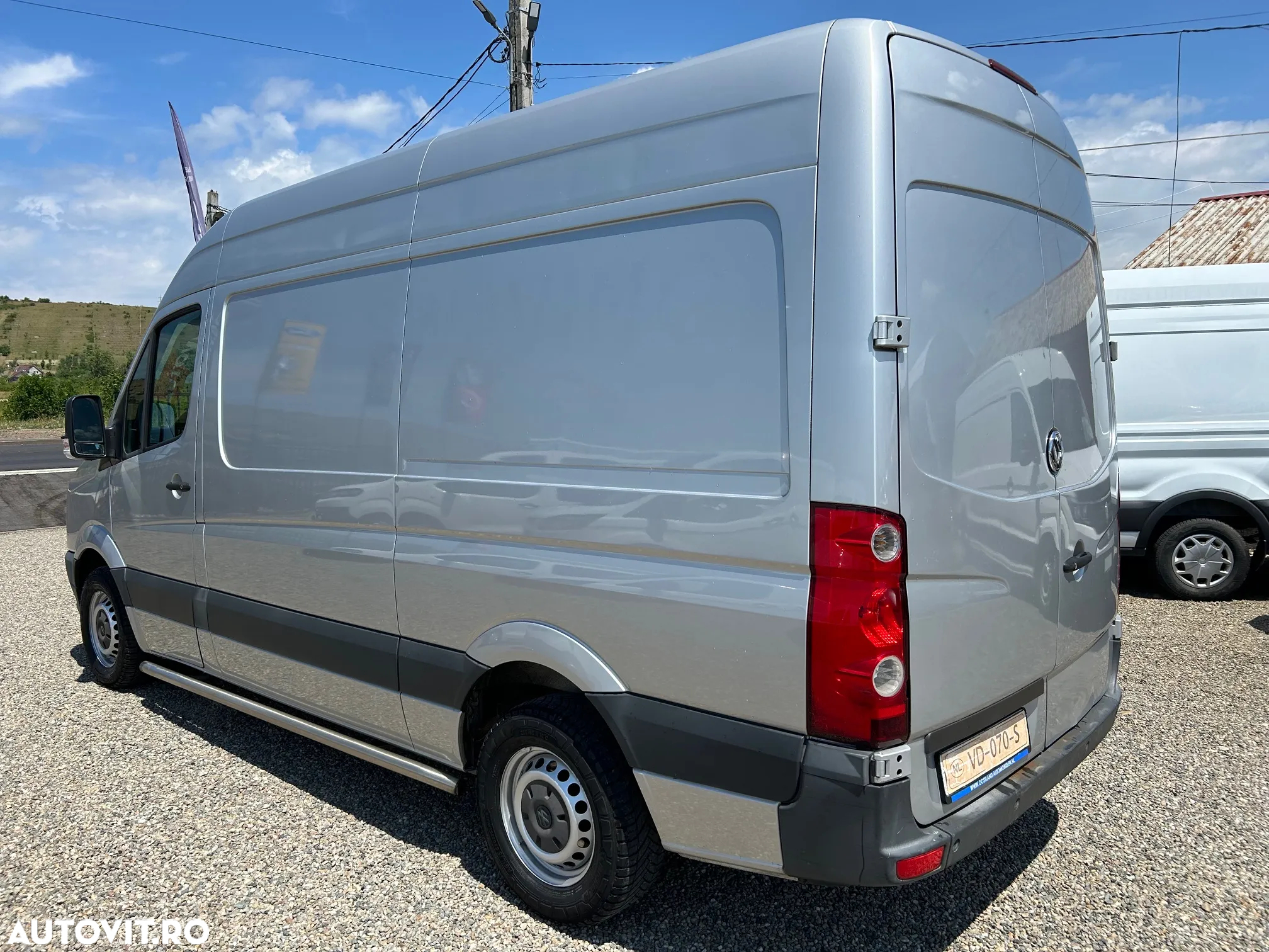 Volkswagen Crafter - 2