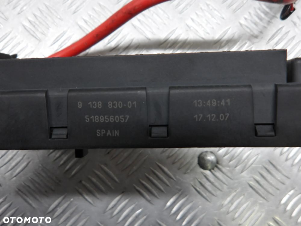 BMW E60 LIFT 07-10 SKRZYNKA BEZPIECZNIKÓW 518956057 - 3