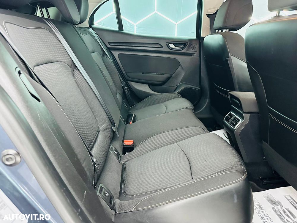Renault Megane ENERGY TCe 130 LIMITED - 7