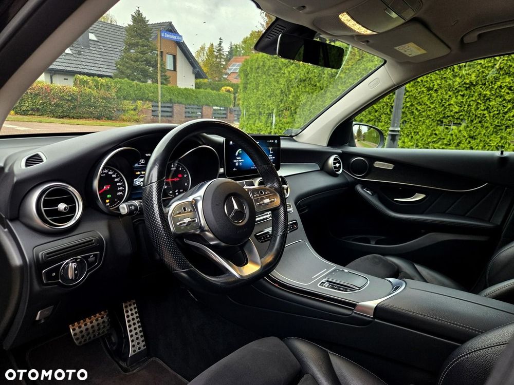 Mercedes-Benz GLC 200 d 4Matic 9G-TRONIC AMG Line - 9
