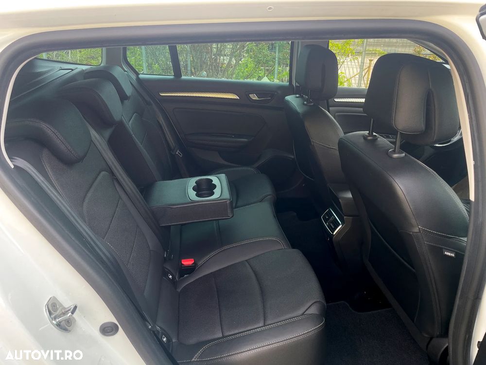 Renault Megane TCe 140 GPF BOSE EDITION - 17