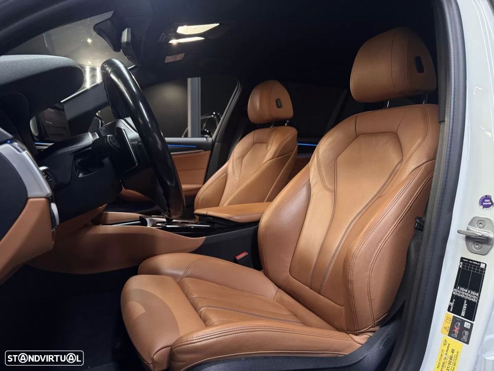 BMW 530 e Pack M - 23