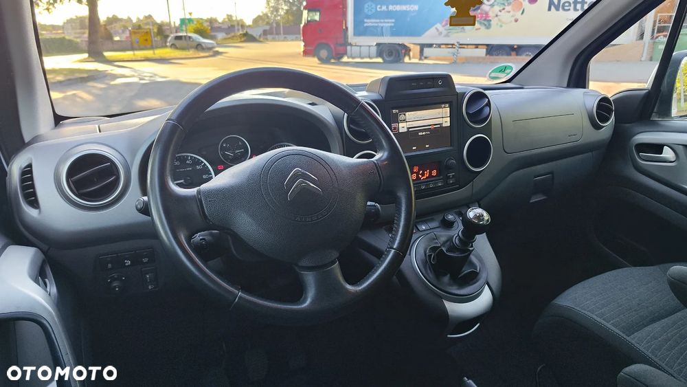 Citroën Berlingo Multispace BlueHDi 120 S&S SHINE - 23