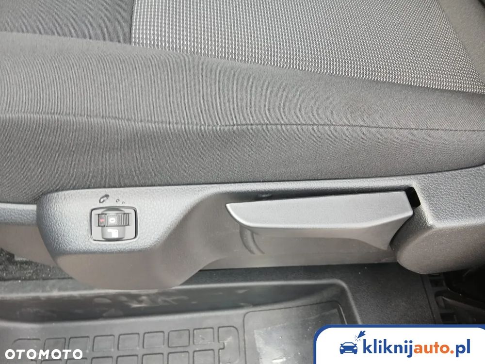 Fiat Scudo Furgon M Diesel 2.2 150 KM Automat - 17