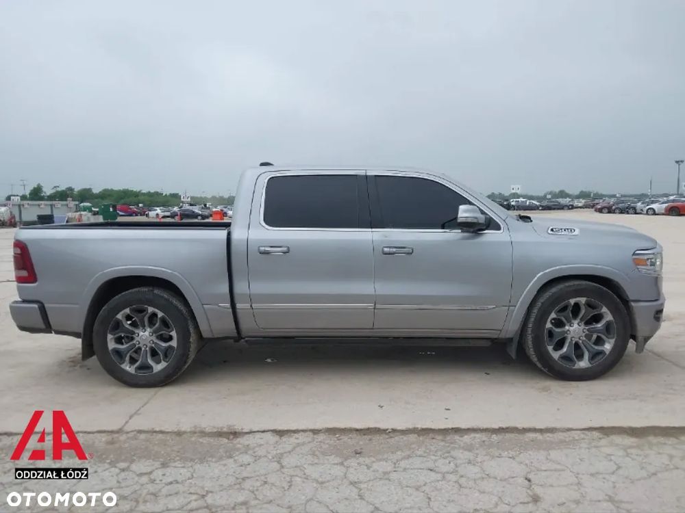 RAM 1500 - 9