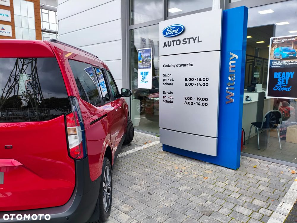 Ford Tourneo Courier 1.0 EcoBoost Titanium - 37