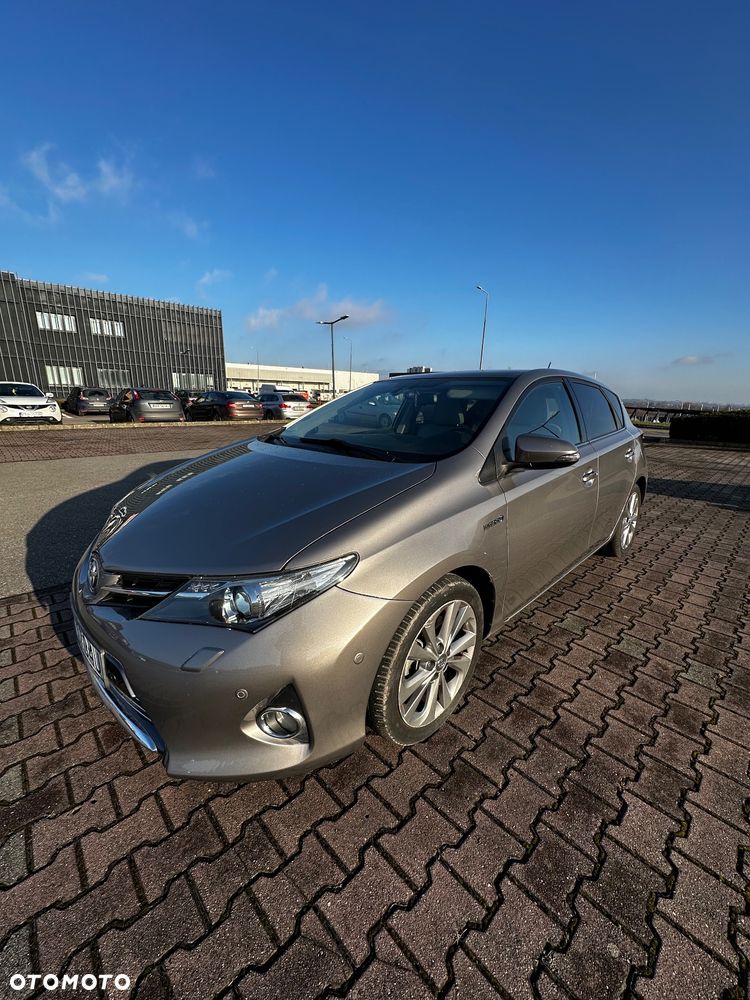 Toyota Auris Hybrid 135 Comfort - 1