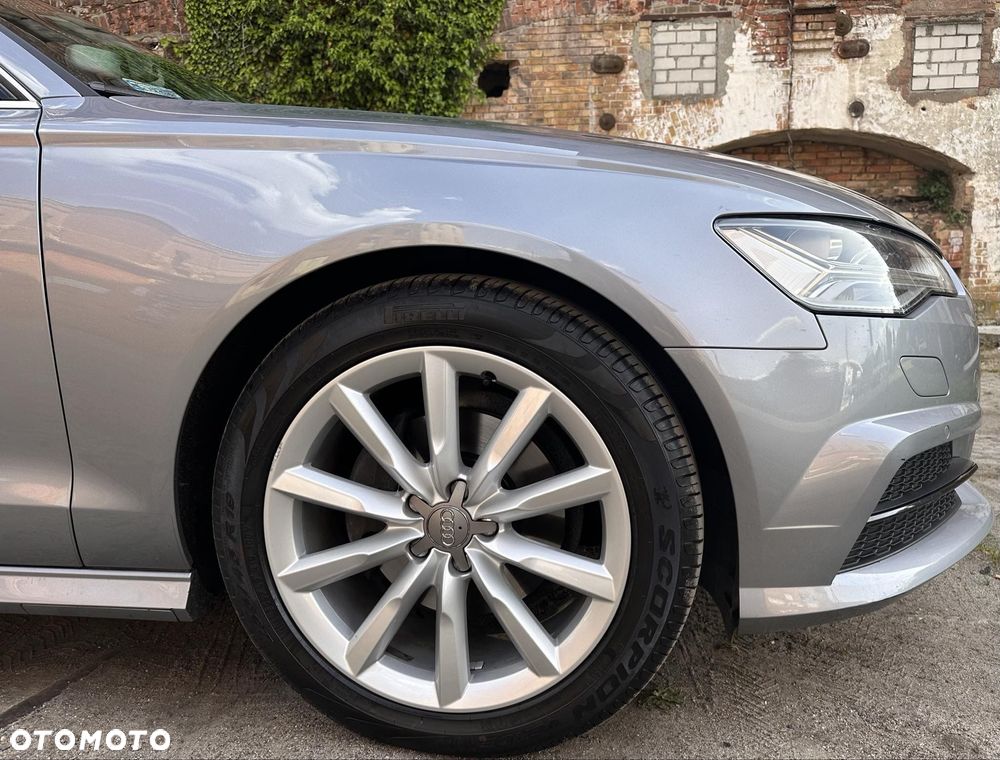 Audi A6 Avant 2.0 TDI Ultra S tronic - 6