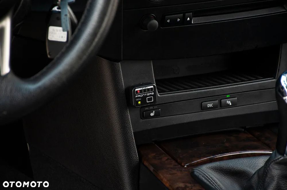 BMW Seria 5 - 32