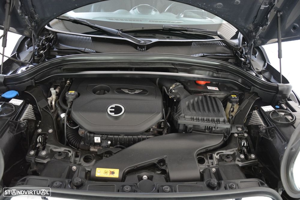 MINI Countryman Cooper SE ALL4 Auto - 38