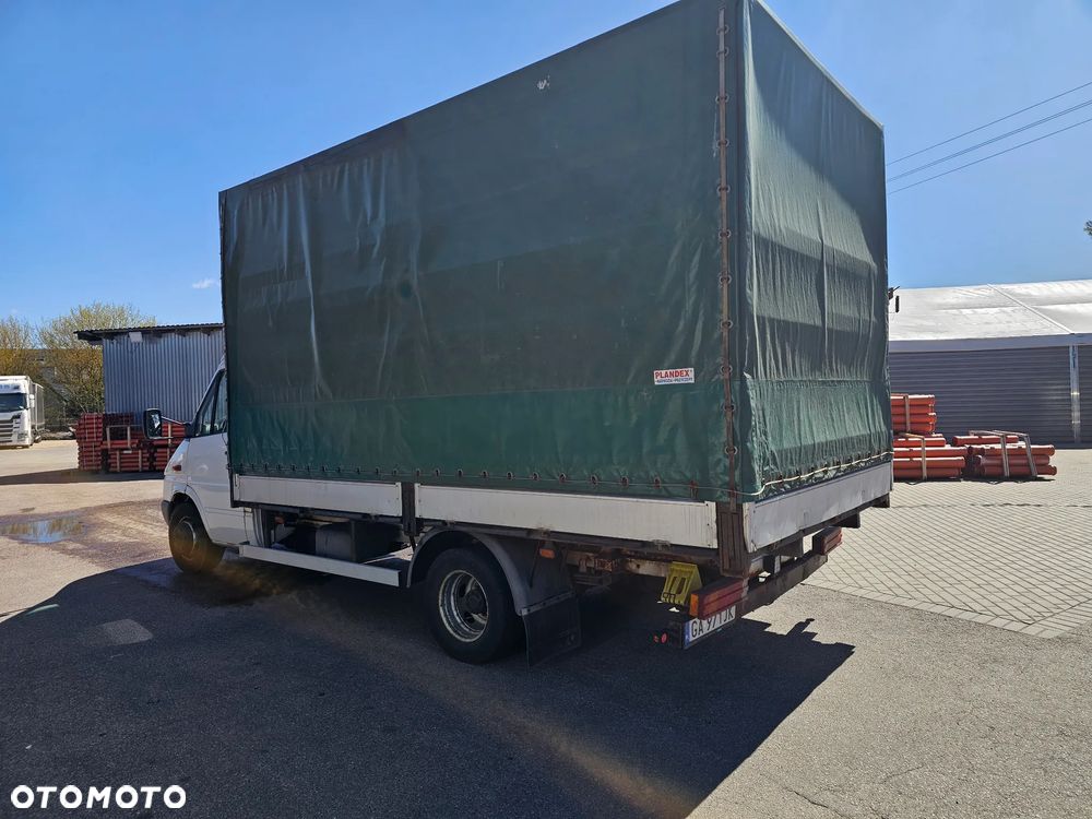 Mercedes-Benz SPRINTER - 5