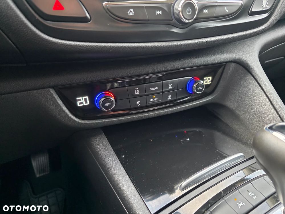 Opel Insignia 1.5 T GPF Enjoy S&S - 18