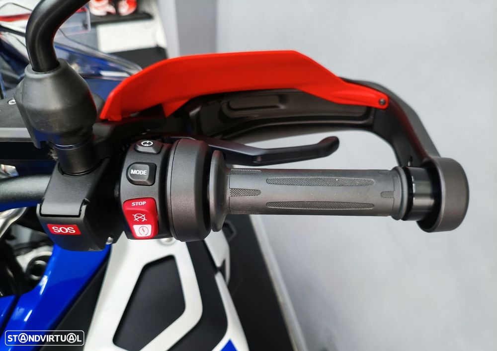 BMW R 1300 GS Adventure Trophy - 18