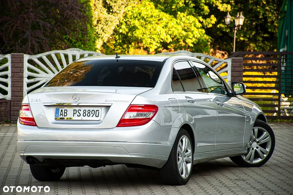 Mercedes-Benz Klasa C 180 Kompressor Avantgarde - 17