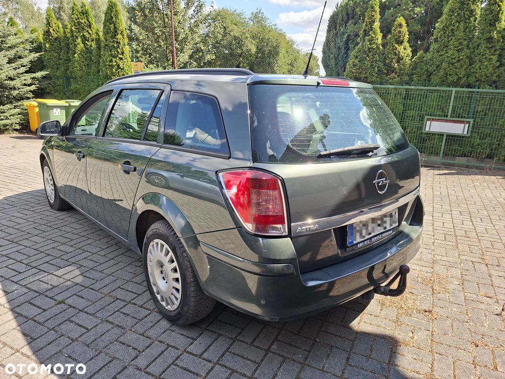 Opel Astra - 4
