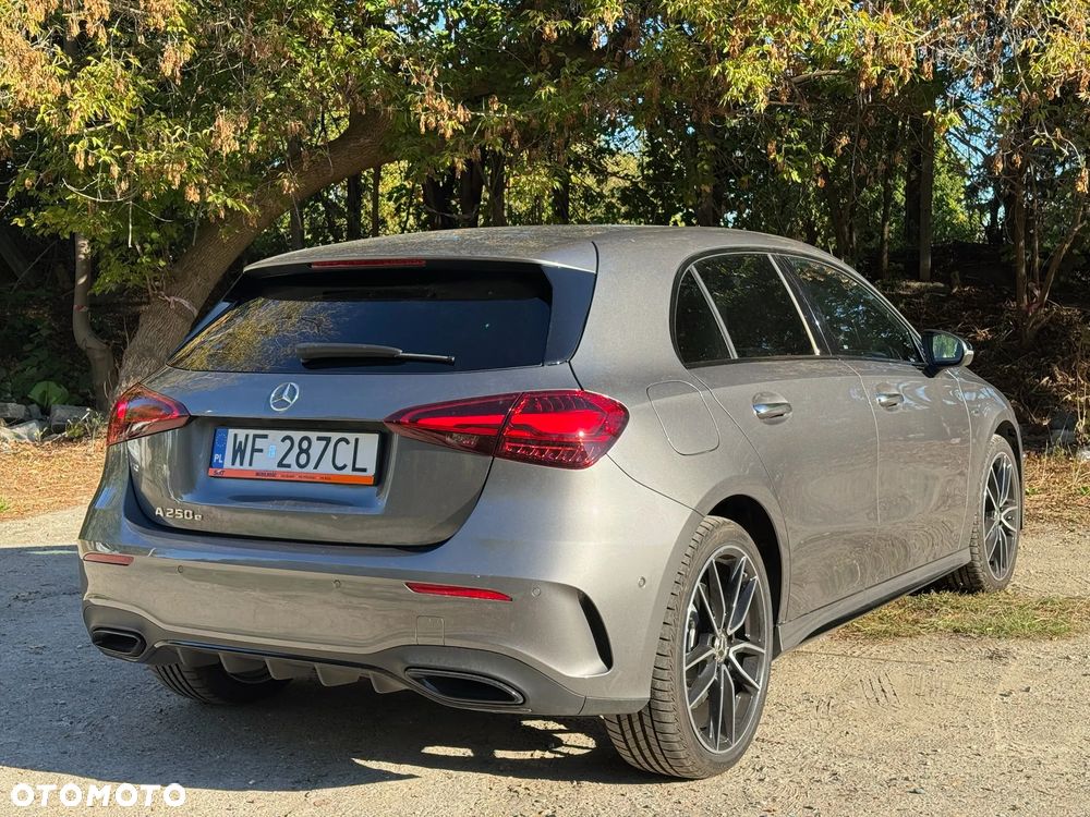 Mercedes-Benz Klasa A 250 e PHEV AMG Line 8G-DCT - 33