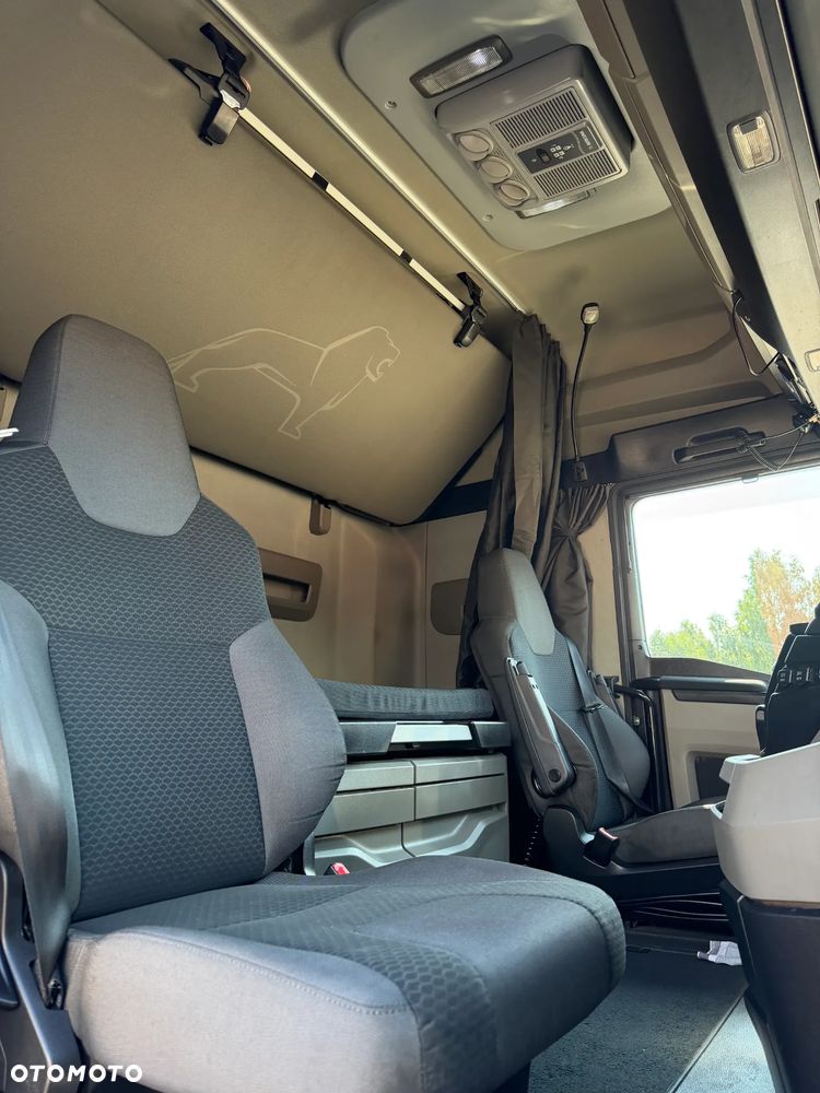 MAN TGX 18.430 LOW DECK / RETARDER INTARDER / SALON POLSKA / MEGA / ORYGIALNY FABRYCZNY BIAŁY KOLOR / OKLEJONY FOLIĄ REKLAMOWĄ / 1 WŁAŚCICIEL / KLIMA POSTOJOWA / TACHOGRAF NOWEJ GENERACJI / 2022 ROK PRODUKCJI !! - 22