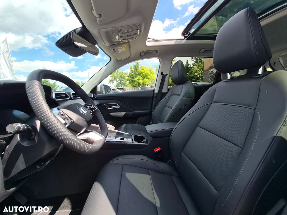 MG ZS HEV 1.5 GSI AT Exclusive+ - 9