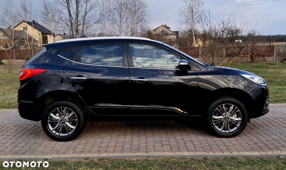 Hyundai ix35 blue 1.6 2WD Finale Gold - 4