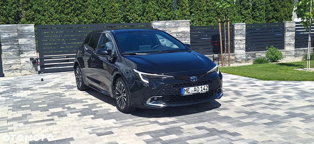 Toyota Corolla - 4