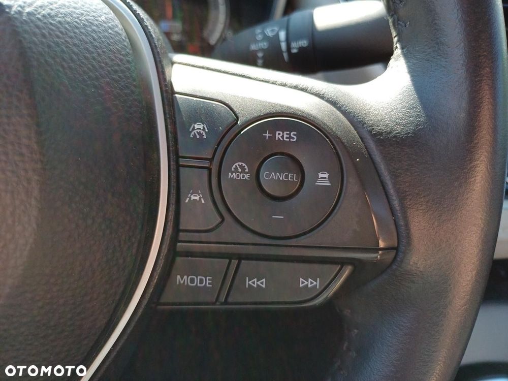 Toyota Corolla 1.8 Hybrid Style - 17