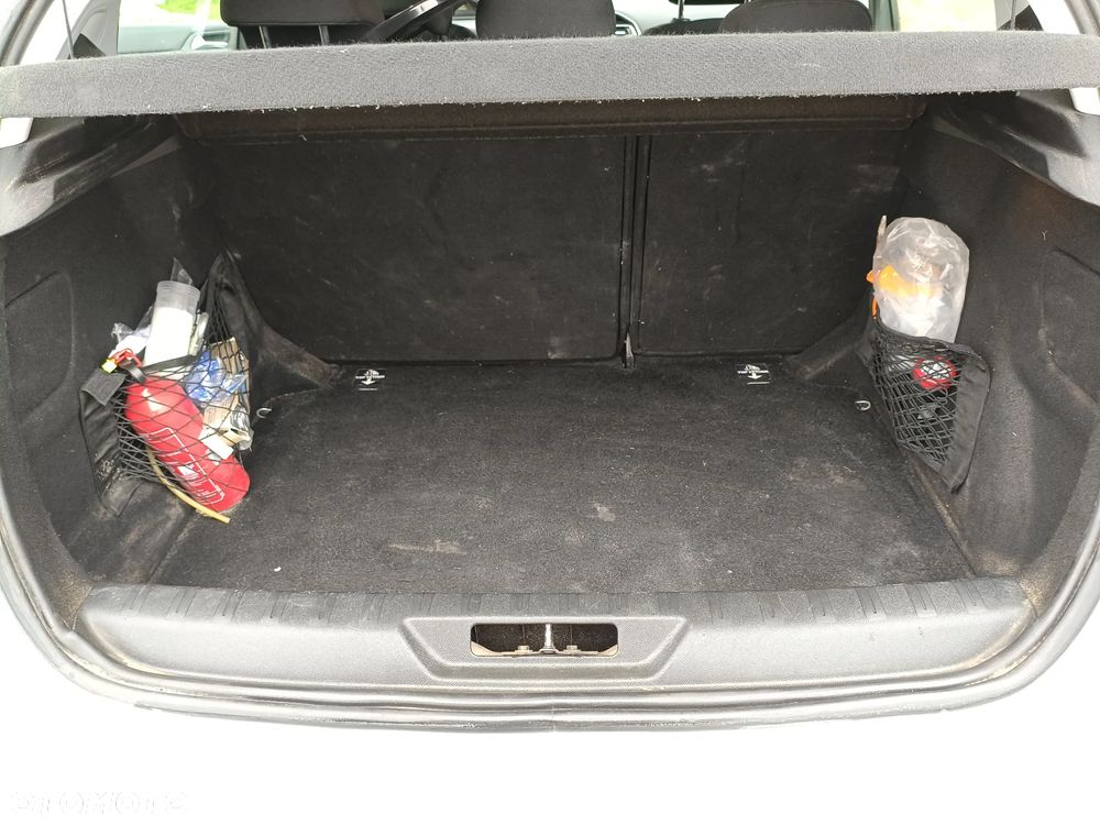 Peugeot 308 BlueHDi FAP 120 Stop&Start Style - 11