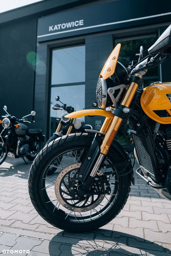 Triumph Scrambler - 13
