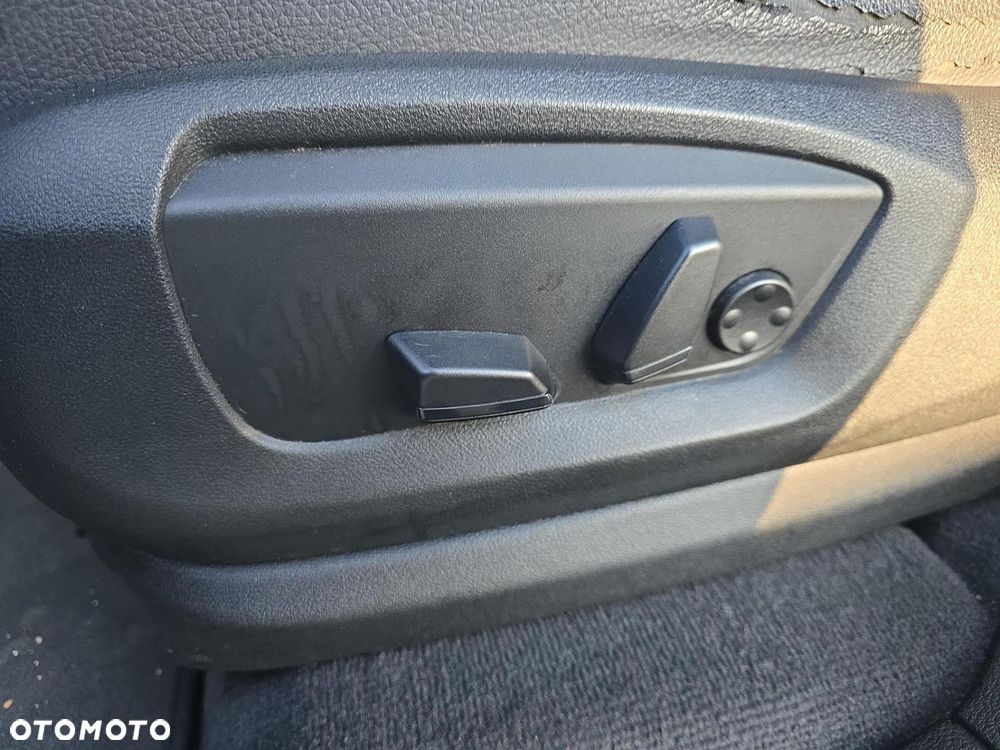 BMW X5 xDrive25d - 23