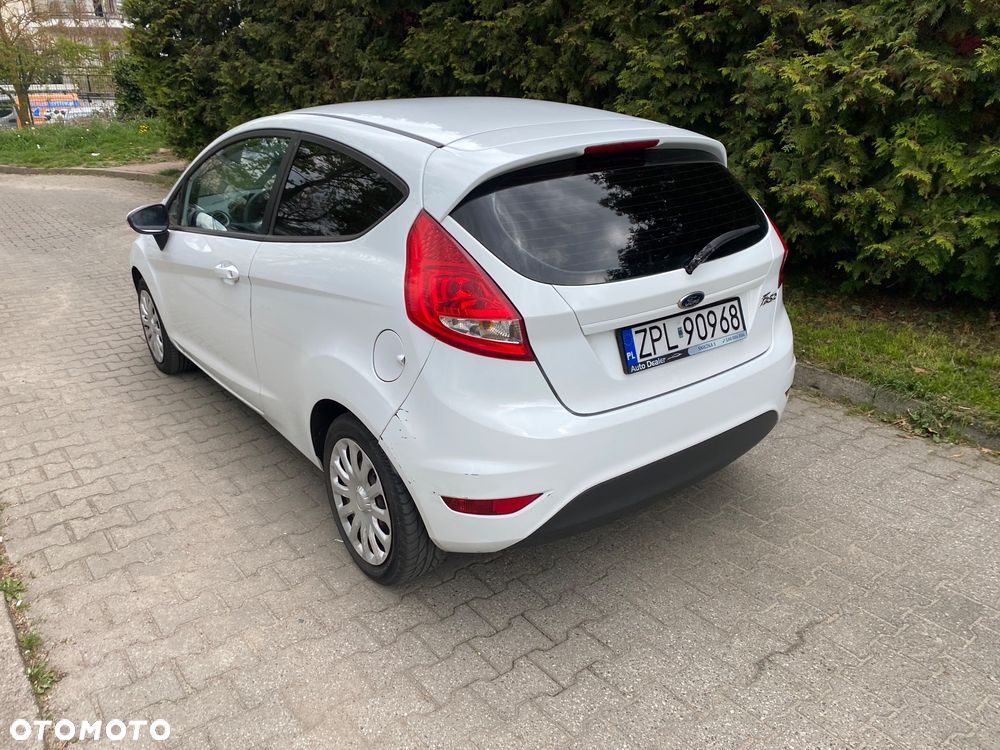 Ford Fiesta 1.25 Trend Edition - 10