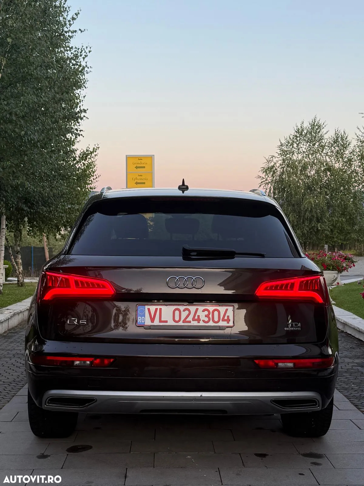 Audi Q5 40 TDI quattro S tronic sport - 6