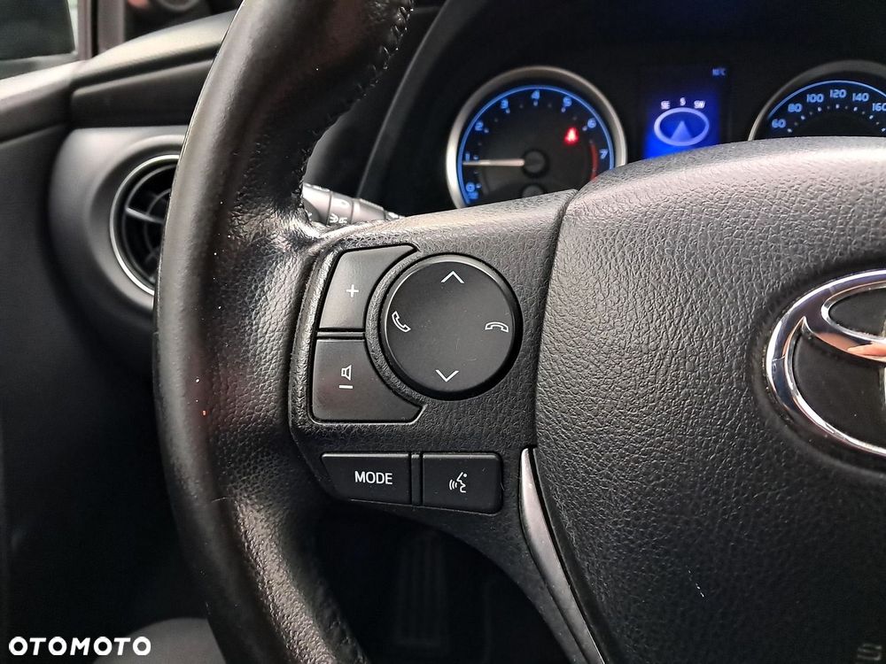 Toyota Corolla 1.6 Premium EU6 - 18