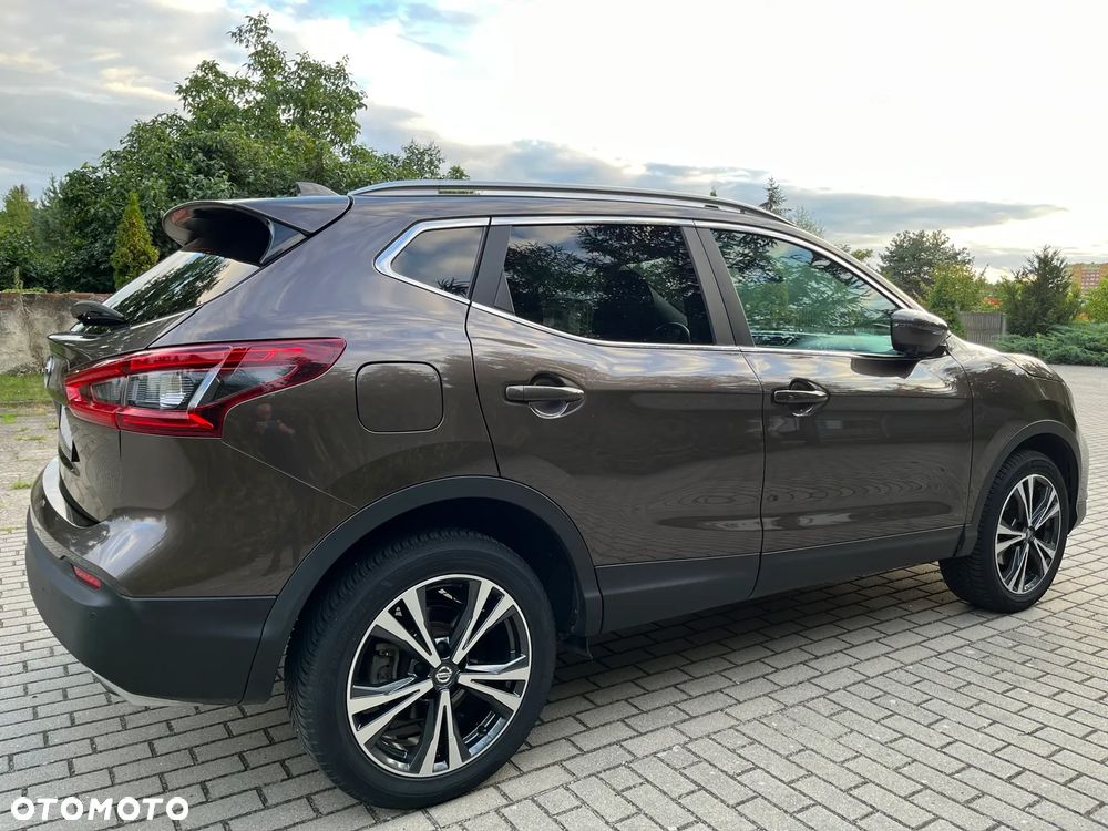 Nissan Qashqai 1.5 dCi N-Connecta - 9
