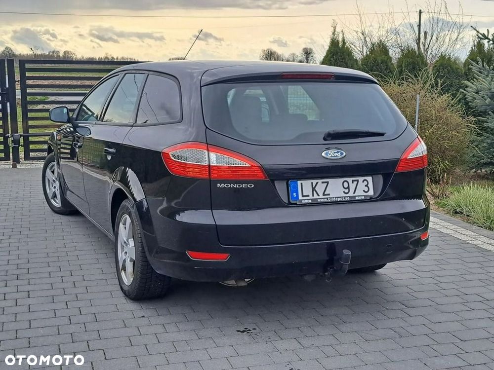 Ford Mondeo - 12