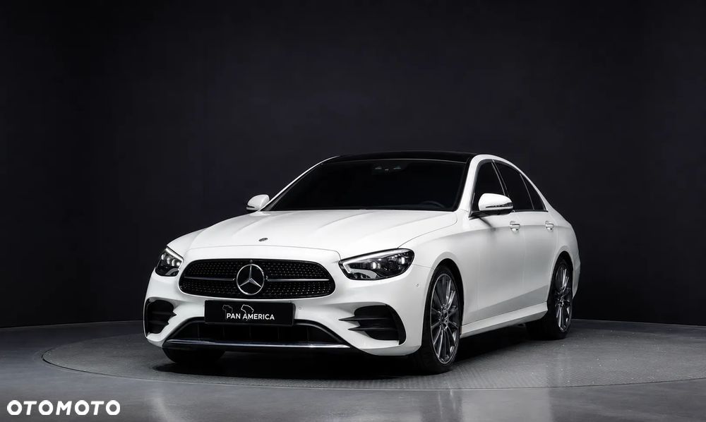 Mercedes-Benz Klasa E 300 9G-TRONIC - 1
