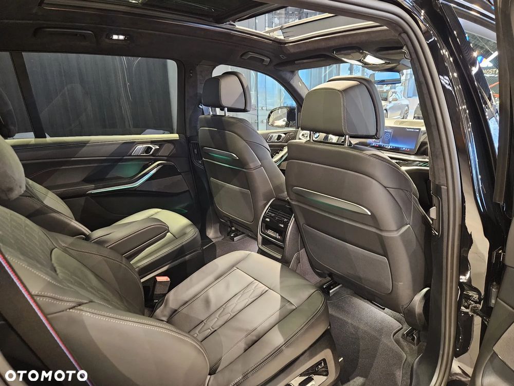 BMW X7 - 22