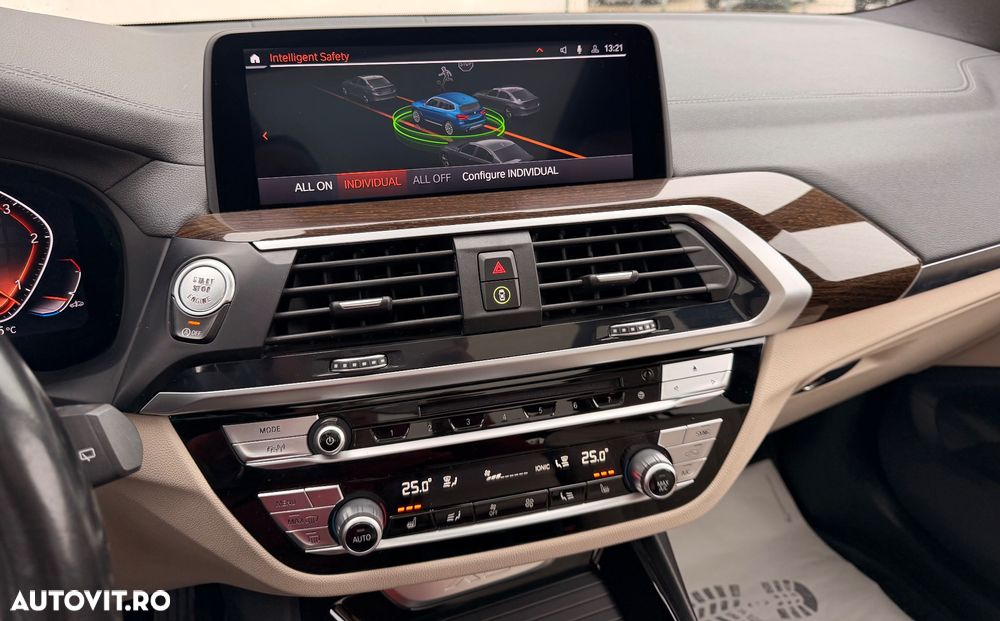 BMW X3 xDrive30d - 16