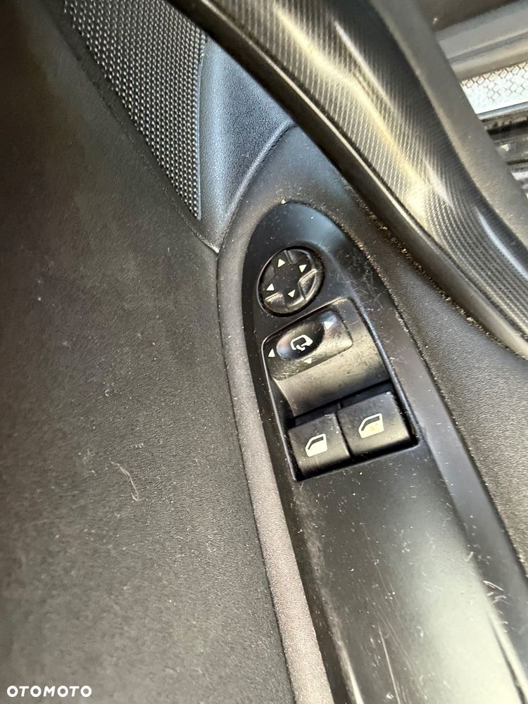 Citroën DS4 2.0 BlueHDi SportChic S&S - 18