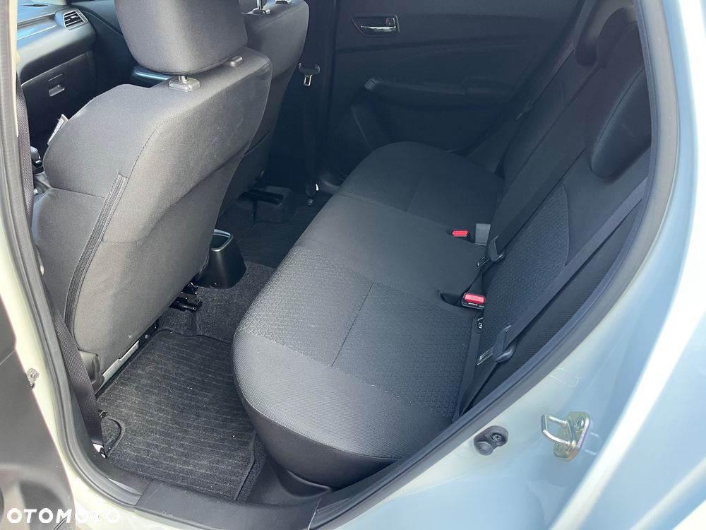 Suzuki Swift 1.2 Dualjet Hybrid CVT Comfort - 16