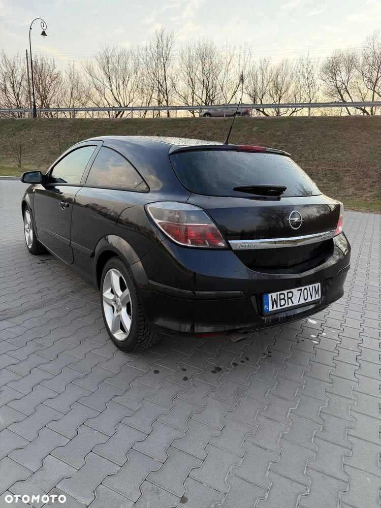 Opel Astra 2.0 Turbo Sport - 3