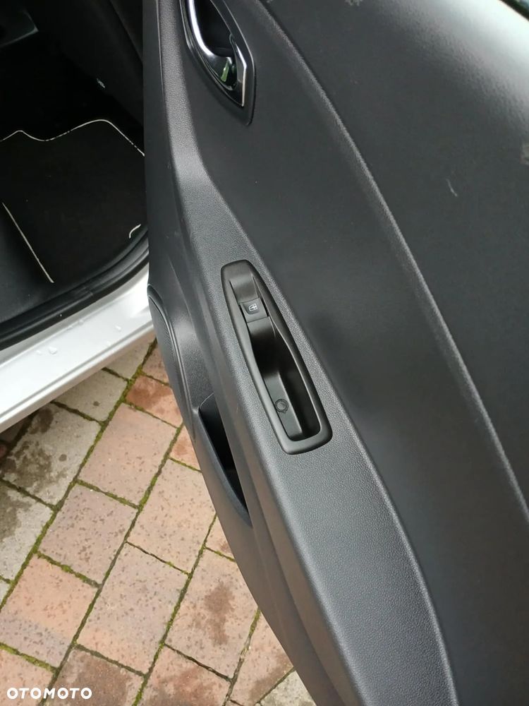 Renault Captur - 11