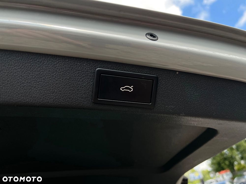 Skoda Octavia 2.0 TDI (Green tec) DSG RS - 33