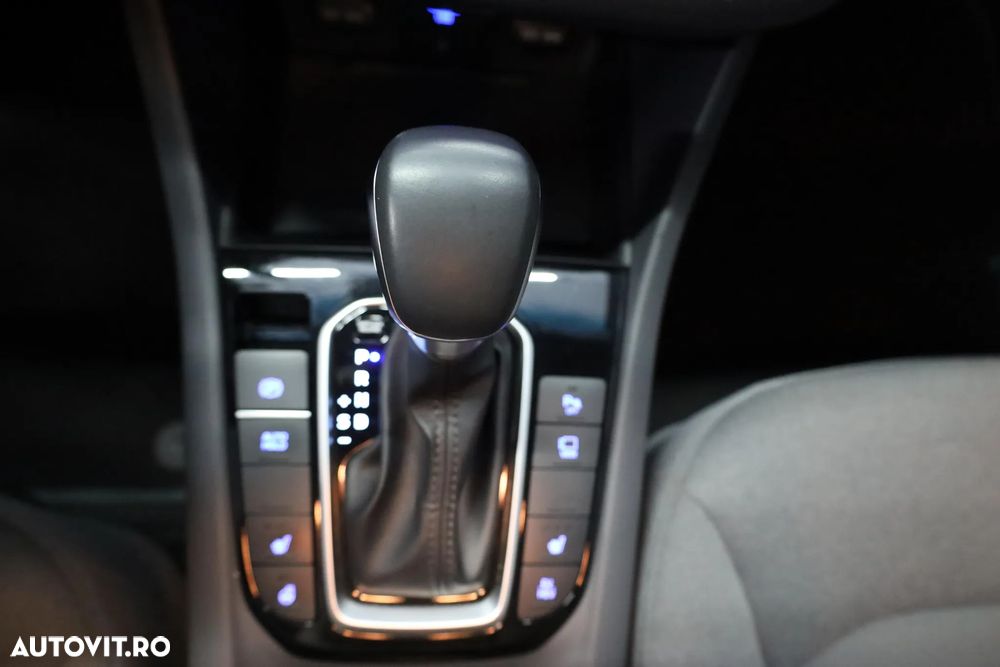 Hyundai IONIQ Plug-in-Hybrid 1.6 GDI Style - 11